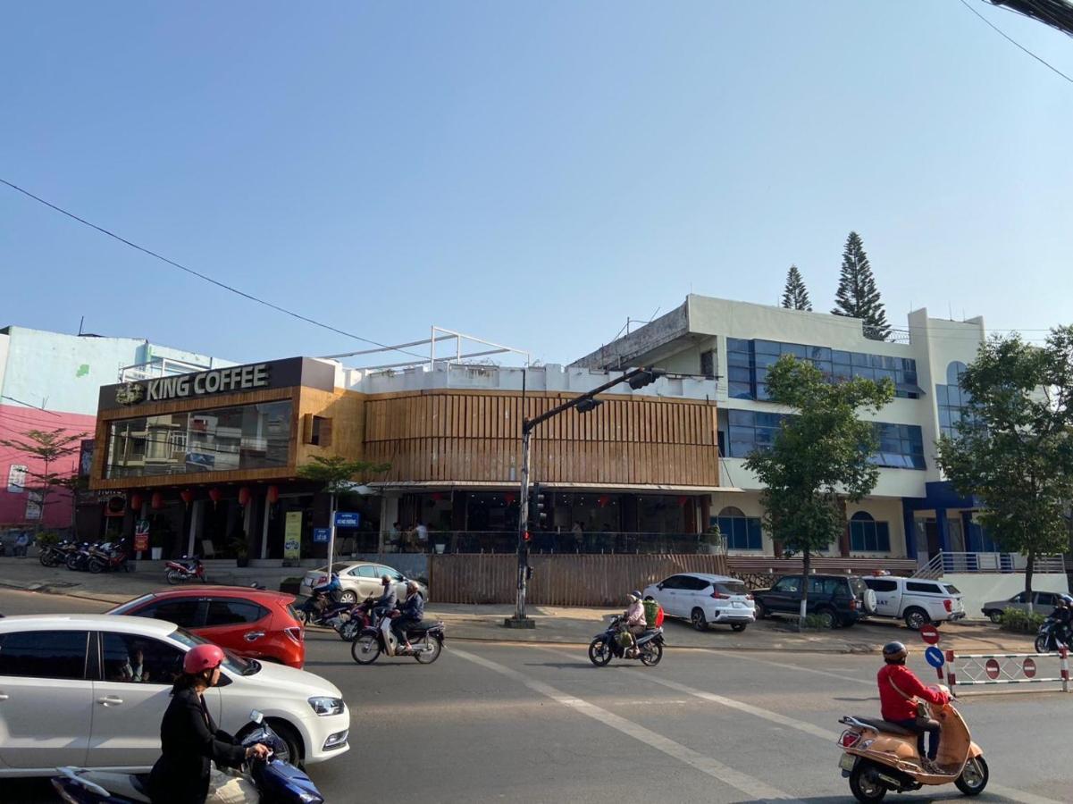 Hung Vuong Hotel Pleiku Extérieur photo